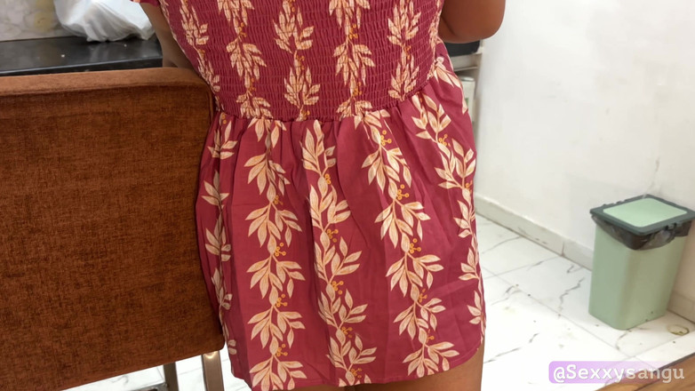 Sexxysangu: Isteri dikongkek keras oleh abang tiri mertuanya