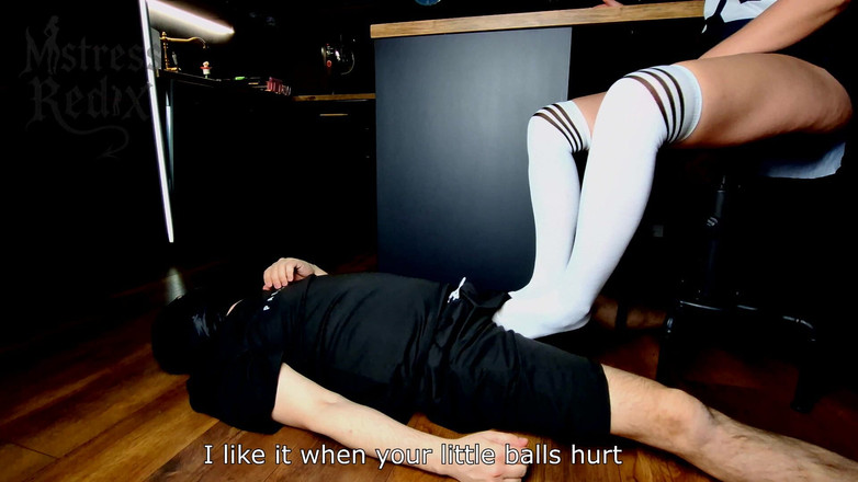 Mistress Redix: 화이트 롱볼 킥 양말