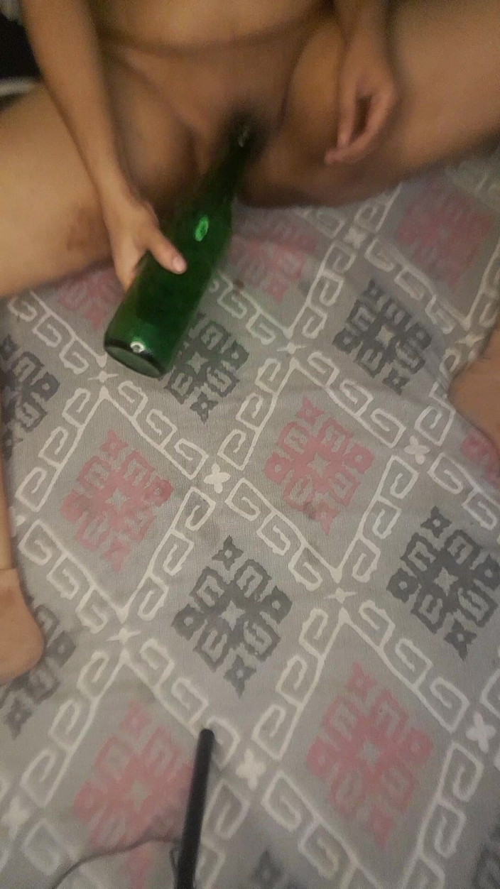 zarahkhan: 德西 Bhabi 瓶子操逼