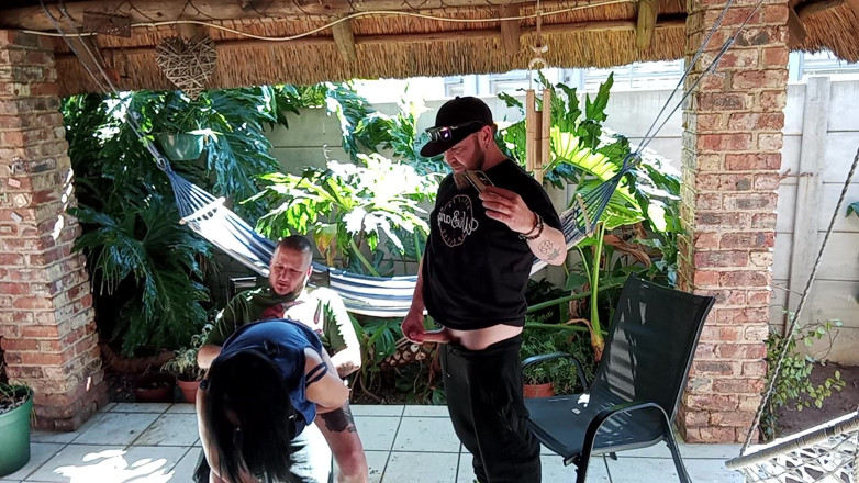 Bigjoefuckalott: Gospodyni cieszy się dwoma
