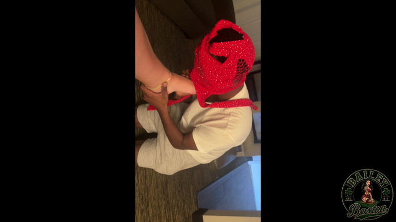Sharedwife90: Domme Foot Fetish- Rewards Slave with a HandJob