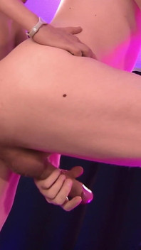 La Ragazza Ama Uno Strap-on Dopo L'orgasmo