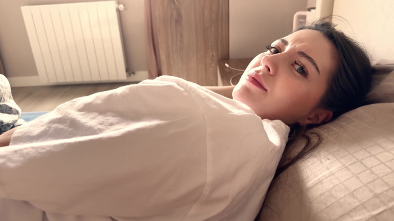 Sugary Kitty: I Woke up with Step Sis Rubbing My Dick Her...