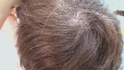 We heart Milfs: Sexy asijská milfka Michiyo Fukumoto dostane orgasmus pomocí sexuálních hraček