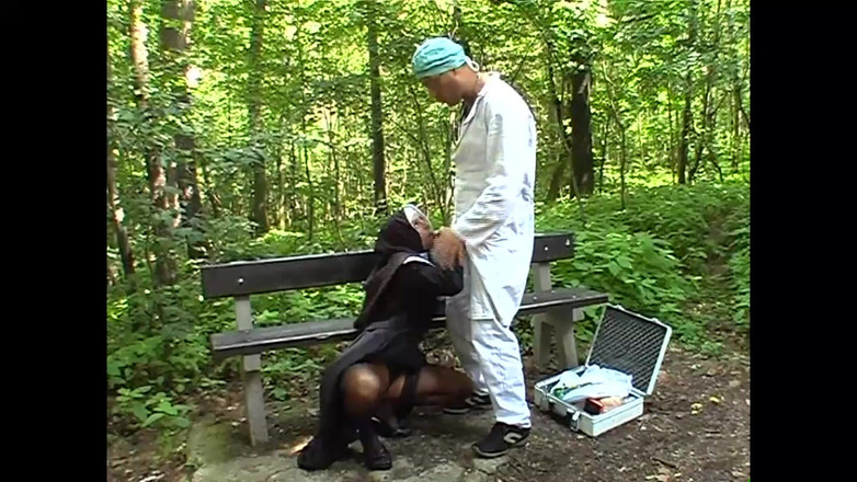 69 Italian District: Terapi Dubur untuk Pesakit dalam Haba (Versi HD Filem penuh)