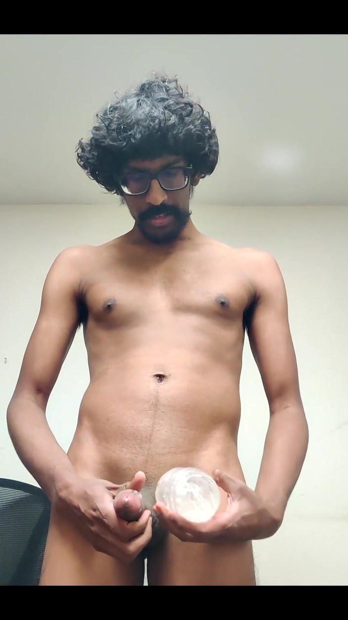 NANDgasm: Guardami venire tre volte usando una sveltina con la fleshlight...