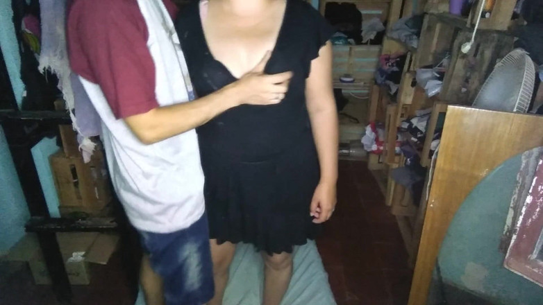 Fitcure1: 私のガールフレンドに触れてキス