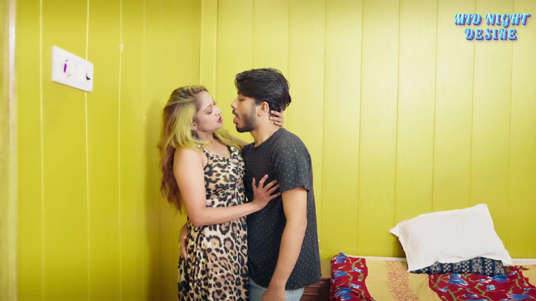 Sexwex blue film: 暗黙の欲望義母が義理の息子を誘惑し、ハードコアなセックスをする