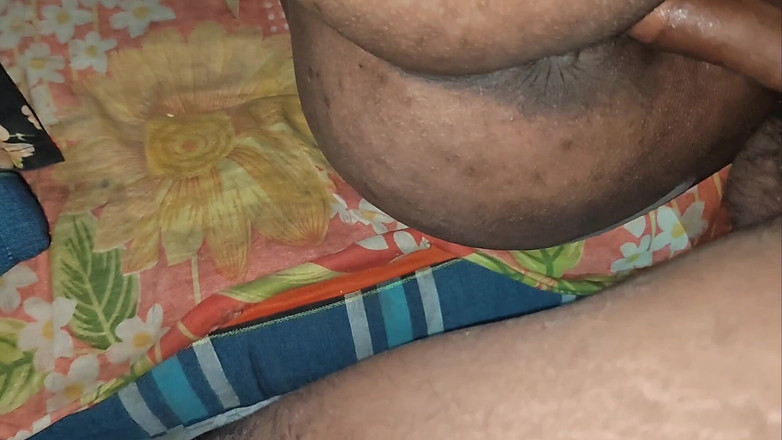 Rozi: Volwassen stiefzus eerste keer romantiek met haar stiefbroer in de...