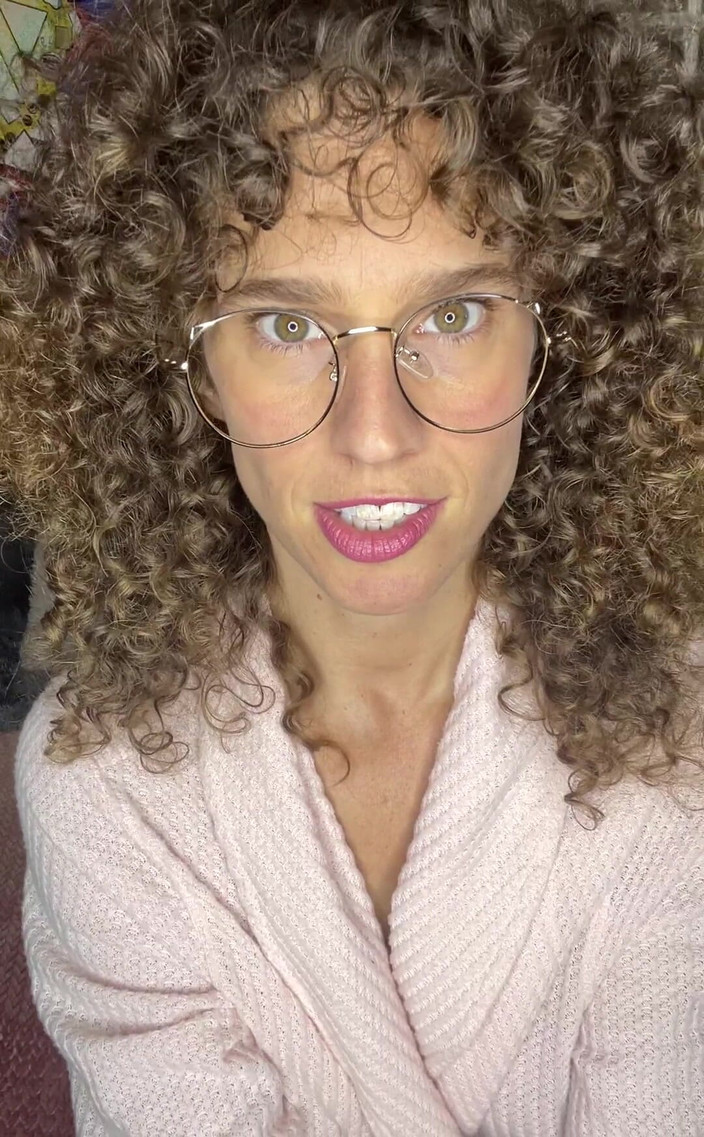 VibeWithMommy: Jsi můj přítel teď zadek do kundičky JOI!