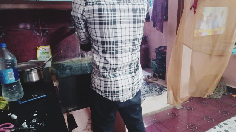 Reshmahotever: प्लंबर के साथ सेक्स भाग 1