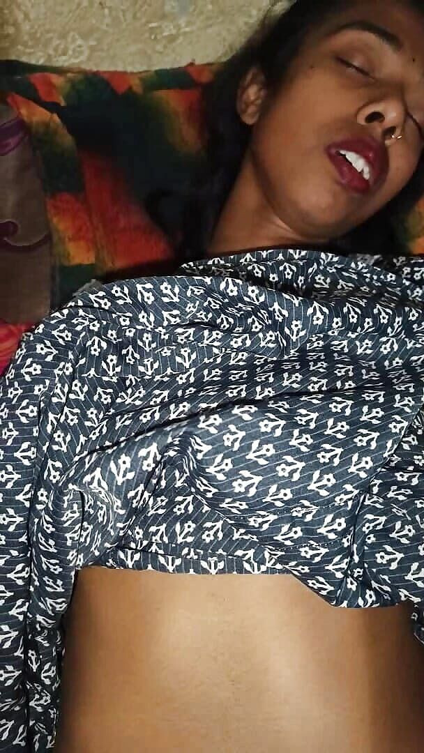 Truefuker: Seeing the Desi Stepdaughter Lying to the Party, the Stepfather...