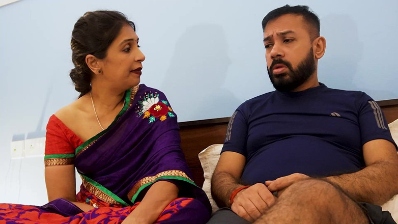 Xtramood: 德西女孩 freind 欺骗她的前男友操他，重口味性爱