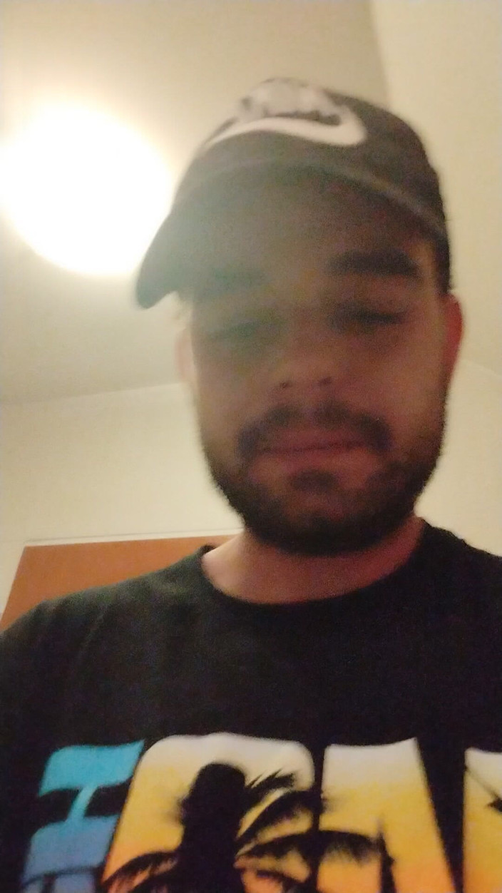 jerkofflover: 在我的工作中在酒店撸管