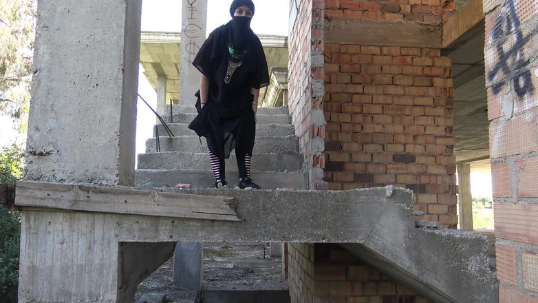 Souzan Halabi: Una esposa famosa de Heliópolis con un pecho lechoso cierra...