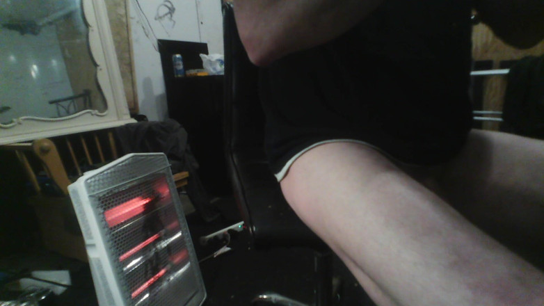 Grey afternoon: मेरे लंड पर ध्यान देने की जरूरत है