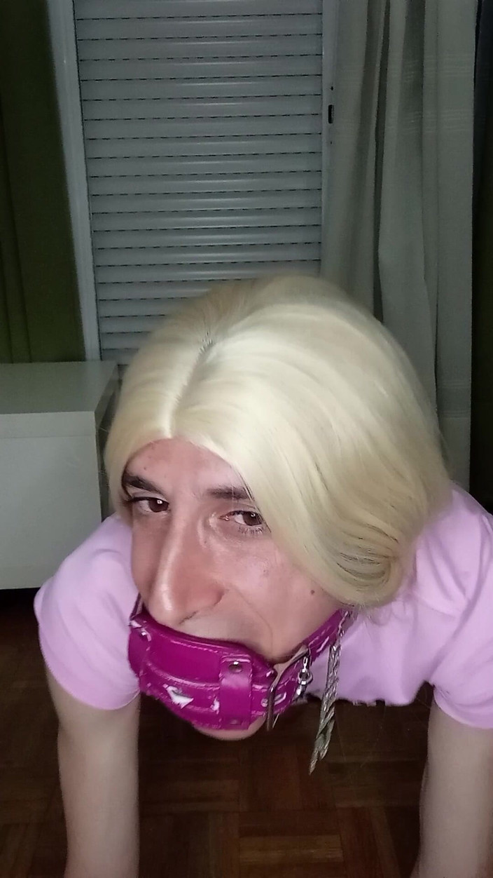 Penelopene27: BDSM Crossdresser Penelope