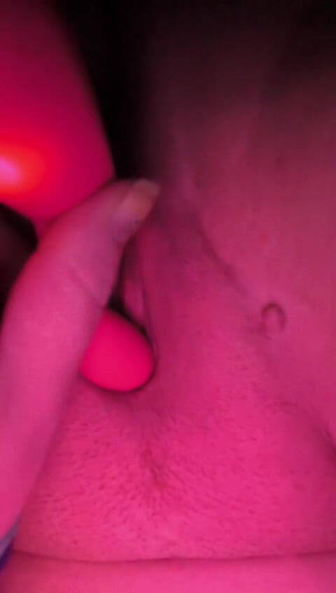 Midnight Seducer: Gioca con la figa cremosa