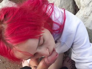 AnGelya G: Girl sucking dick outside and cum in mouth