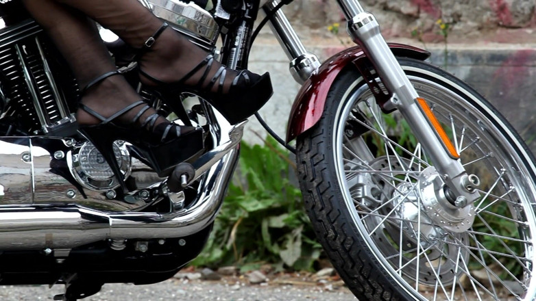 Public Entertainment: Hot MILF show us her body on the bike