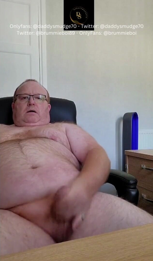 Daddysmudge: Táta si hraje se sebou + výstřik