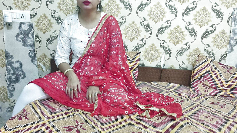 Saarabhabhi6: Schmutzige sexgeschichte heißes indisches mädchen porno ficken muschi ficken rollenspiel...