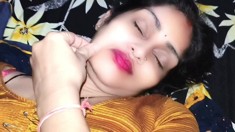 Janvibhabhii: Me follé duro a mi cuñada por la noche cuando...