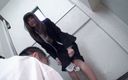 Asian Girls Entertainment: Une bombasse japonaise aux petits seins gémit pendant une baise...