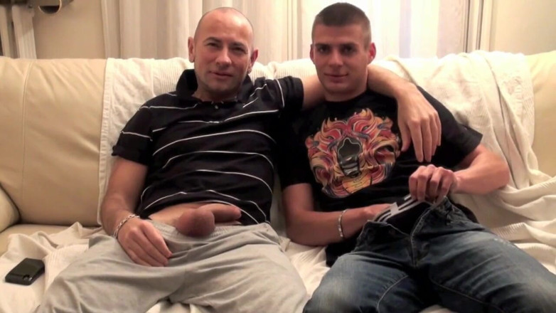 Gaybareback: French dude used by Tibo, a twink