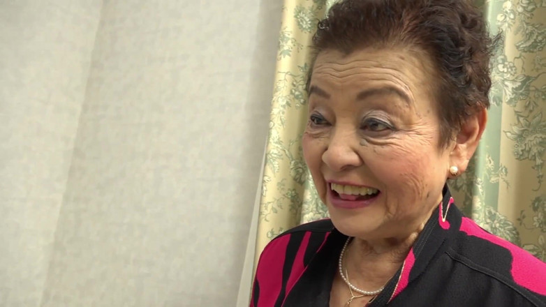 Vulture: She Is Still Active! Grandma Who Would Eat up Her...