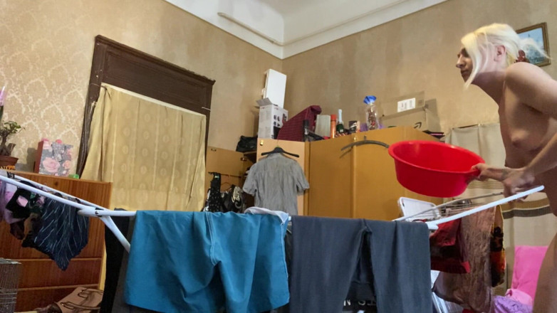 Cuteblonde666: Huge Hairy Orgasm During Housework