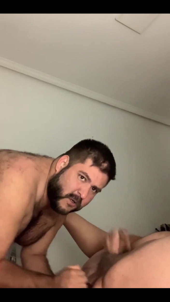 Ksanchez1203: Je suis une avaleuse pulpeuse, j’aime quand mon maître joue...