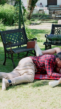 Heat in the Garden: Stepdaughter Gets Anal Sex From Stepdaddy