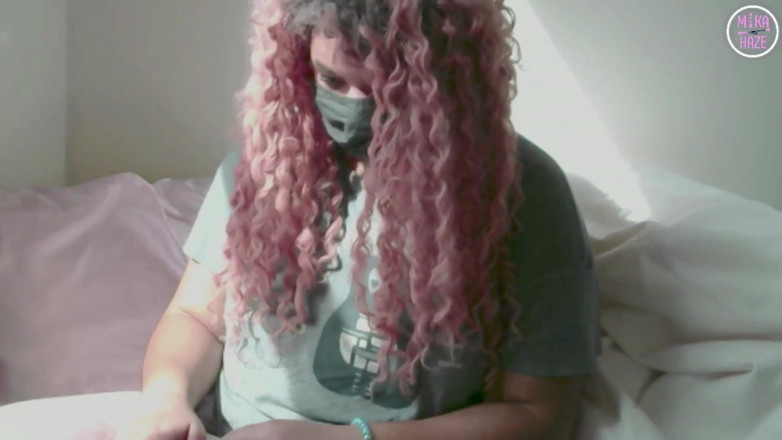 Mika Haze: Wearing mask and ignoring you