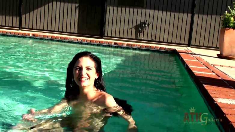 ATKIngdom: 나체주의