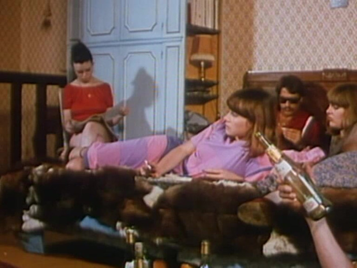 Java Consulting: Pukulan nakal Perancis Lomay, mandi &amp; romp dubur dalam adegan 7: "secrétaire Sans...