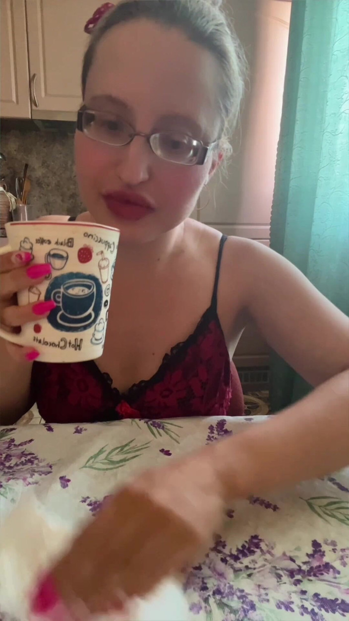 FinDom Goaldigger: Asmr in the Kitchen パート 3 レモネード