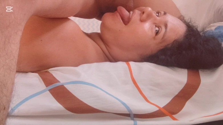 Valkyrieandluigy: Muy Cachonda Garganta Profunda