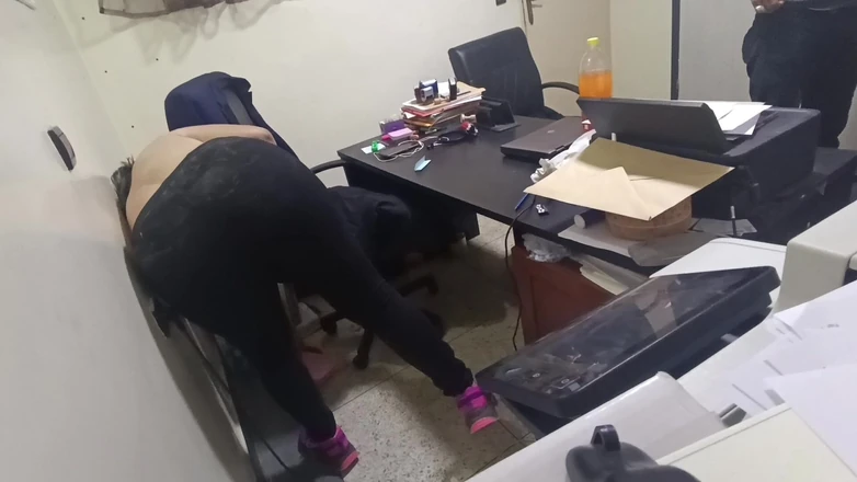 BBW LATINA: I Ordered a Home Delivery Service at My Work Office,...
