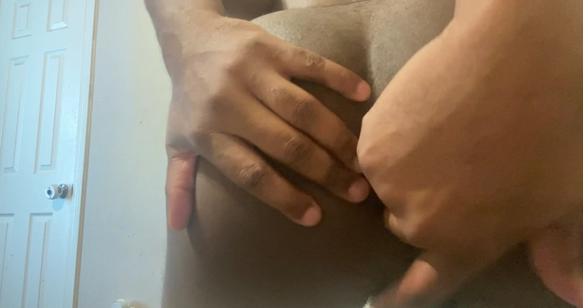 Cody Mitchell: 若いイケメン運指彼の男の子の猫ながらあなたにそれを与える