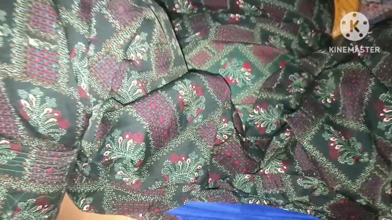 Kavita69: Sto scopando duramente la mia matrigna, la matrigna mi manca...