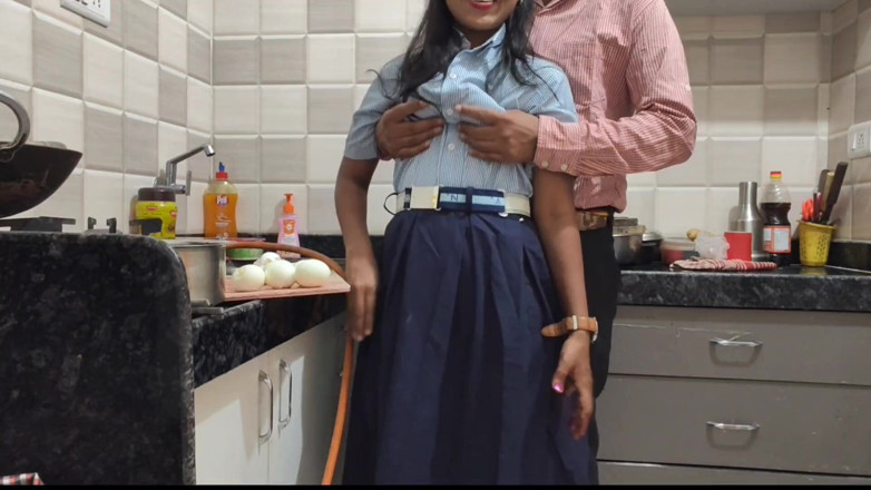 Mumbai Ashu: Indian Girl Fucked Her Teacher at Home First Time