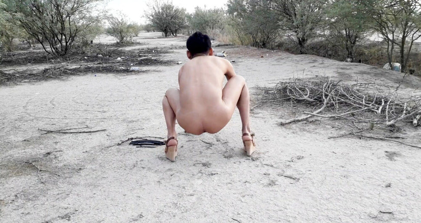 Misaelechowski: High Heels and Assless Guy with Hard Cock Very Hot