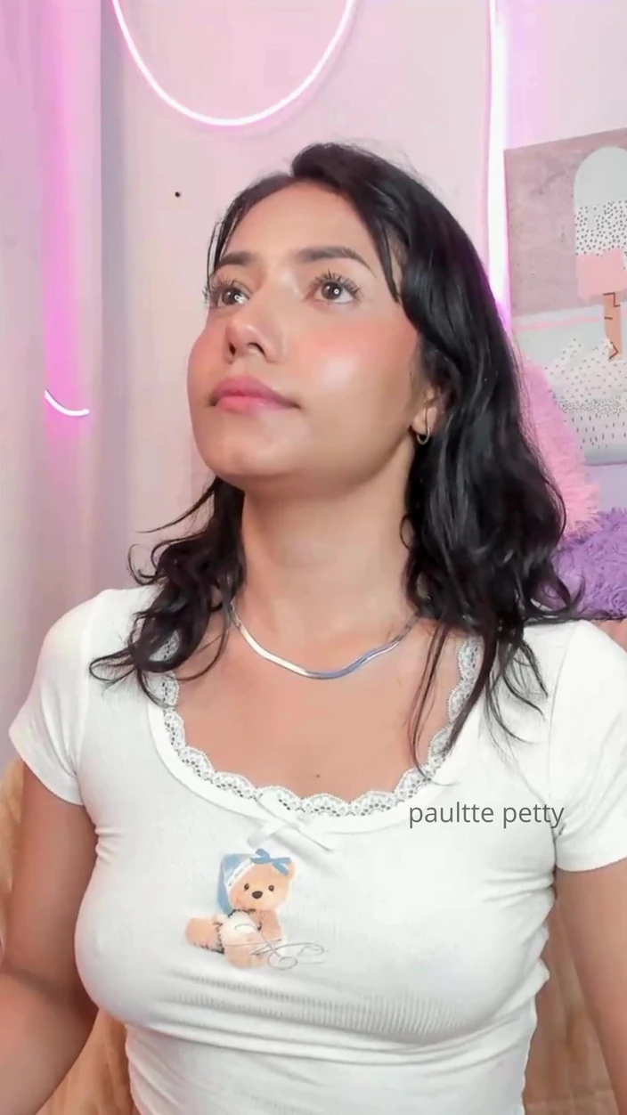 Paulette petty: Beautiful Latina Very Hot