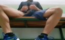 Arg B dick: Masturbation in a Bathhouse ending up with a Lot of...