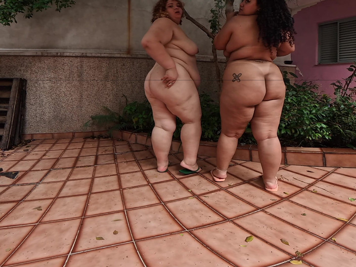 Pamela Panda VR: VR palenie dziewczyna Yvi Valentinny i Pamela Panda