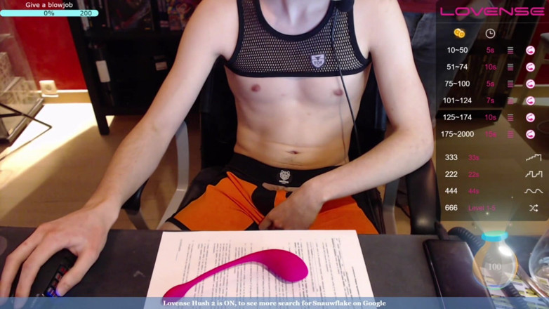 Snauwflake: Snauwflake si sta divertendo su chaturbate - Parte 1