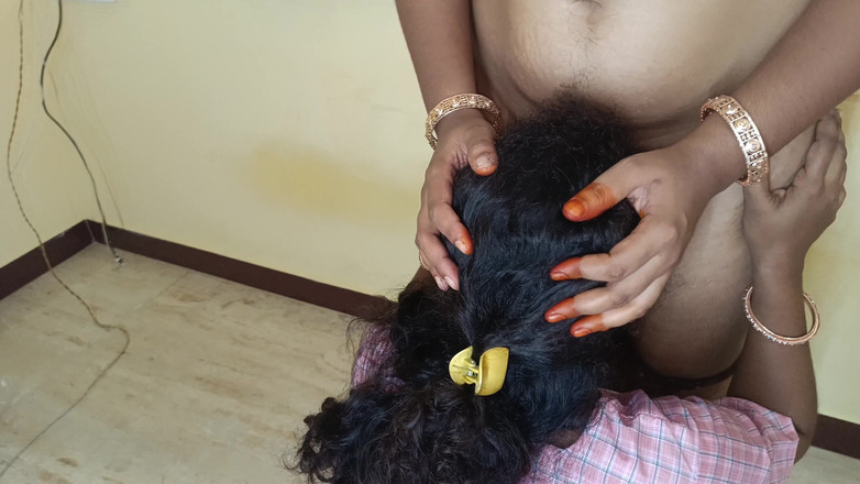 Inba: Vreemdgaand universiteitsmeisje