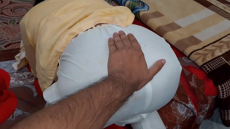 QueenbeautyQB: Guru mesra memanggil muridnya ke rumahnya untuk dengan kesendirian