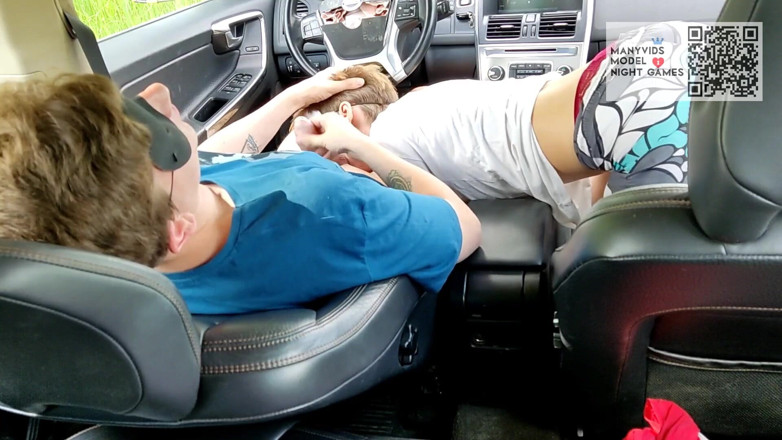 Night Games: Sucked a big dick in the car and got a...